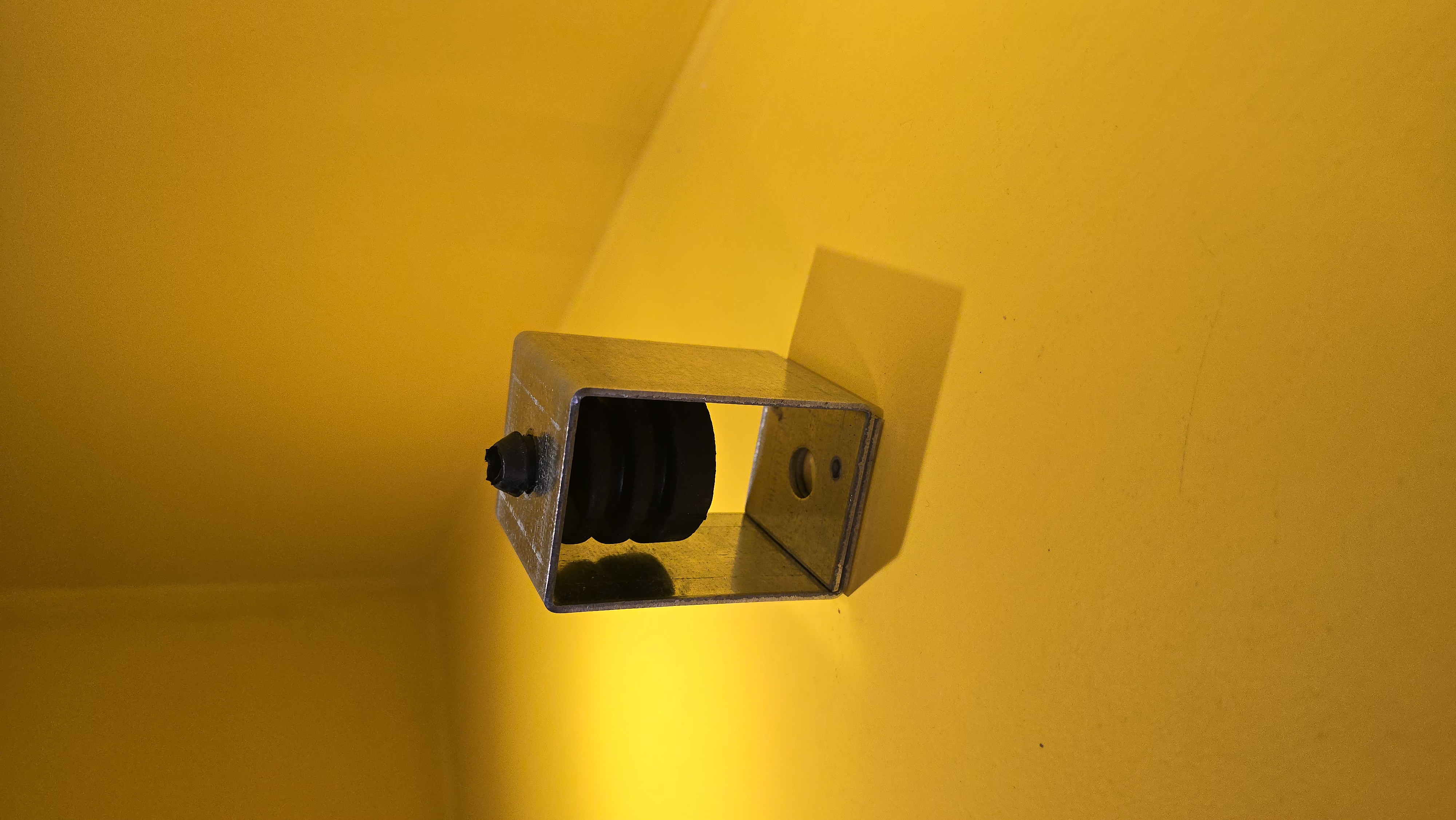 Ses İzolasyon Bağlantı Elemanı