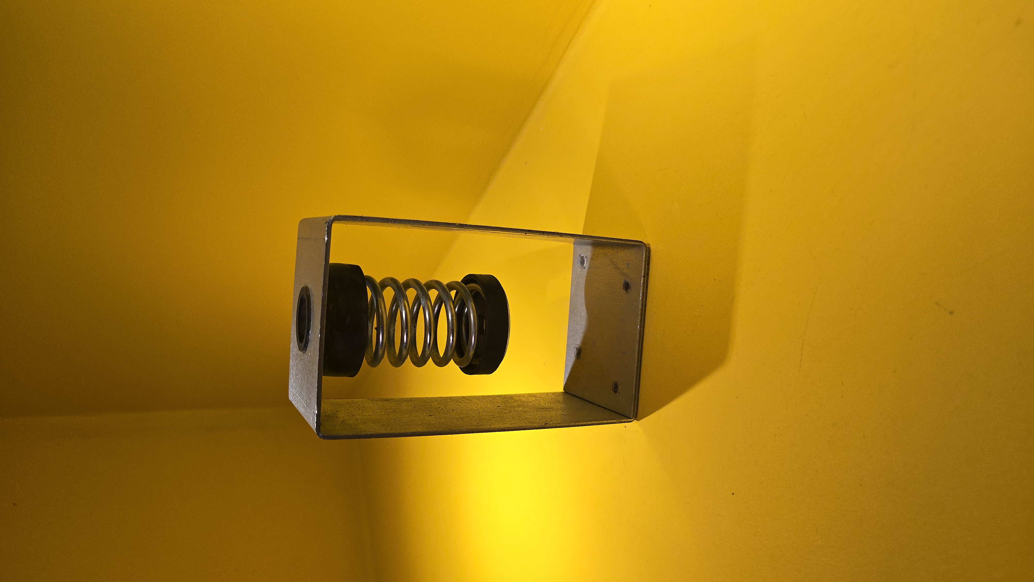 Ses İzolasyonlu Bağlantı Elemanmaları